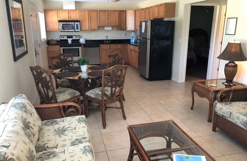 Laurel Hotel | Addys Villas