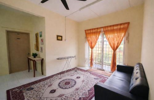Kuantan House | Adeeba Homestay