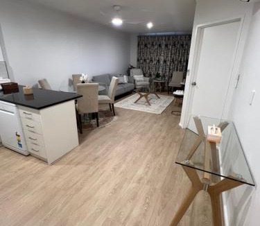 Adelaide Central Business District Apartment | ADELAIDE CENTRAL APARTMENT - 3BR, 2BATH & CARPARK