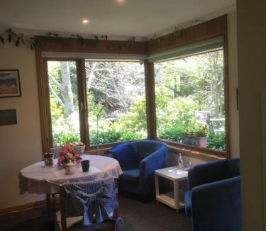 Stirling House | Adelaide Hills B&B Accommodation