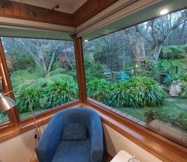 Stirling House | Adelaide Hills B&B Accommodation