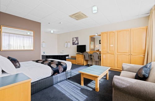 Glenelg North Hotel | Adelaide International Motel