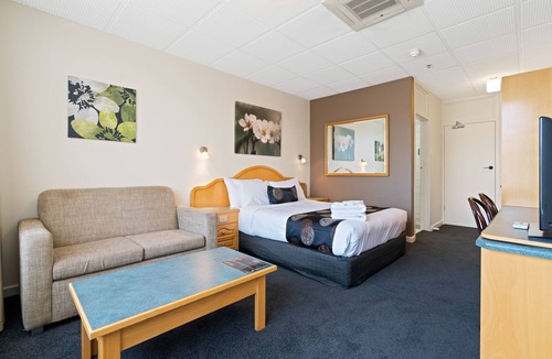 Glenelg North Hotel | Adelaide International Motel