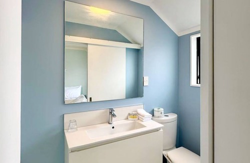 Newtown Hotel | Adelaide Motel