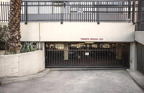 Parkside Apartment | Adelaide Parkland Tower Apartment