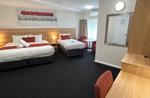 Kent Town Hotel | Adelaide Royal Coach