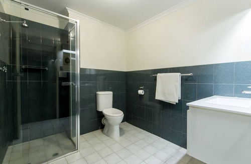 Kent Town Hotel | Adelaide Royal Coach