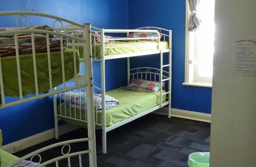 Adelaide Central Business District Hostel | Adelaide Travellers Inn Backpackers Hostel