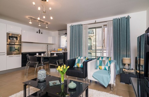 Thiers Apartment | Adele - Elegant with modern styling VRBO