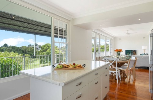 Kiama Downs House | Adelong - golf and beach lover’s dream