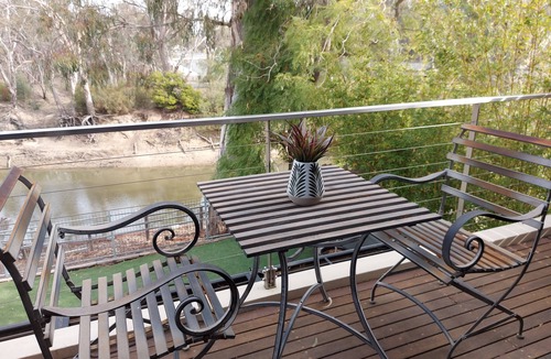 Echuca Apartment | Adelphi Apartment 6A