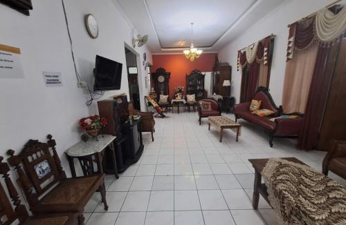 Tegalrejo House | Adhya Homestay Backpacker