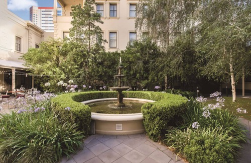 Adelaide Central Business District Apartment | Adina Apartment Hotel Adelaide Treasury