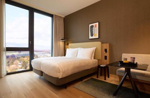 Cointrin Apartment | Adina Apartment Hotel Geneva
