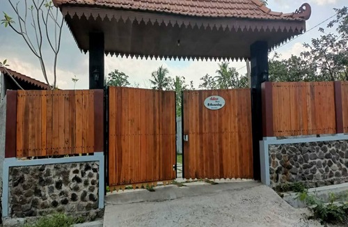 Pakem Villa | Adine Guest House