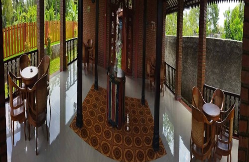 Pakem Villa | Adine Guest House