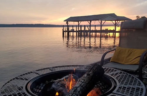 Town of Ledyard Cottage | Adirondack Cottage on Beautiful Cayuga Lake