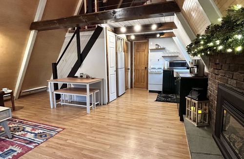 Wilmington Ski Chalet | Adirondack Cozy A-Frame Minutes to Hiking, Fishing, & More. Pet Friendly.