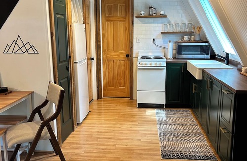 Wilmington Ski Chalet | Adirondack Cozy A-Frame Minutes to Hiking, Fishing, & More. Pet Friendly.
