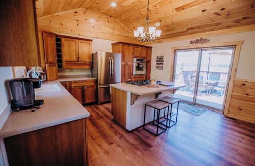 Cold Brook Cabin | Adirondack Lakeside Lodge w/private beach/dock, SUP, wraparound deck, firepit