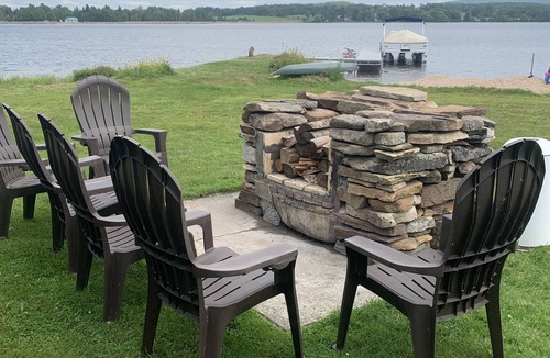 Ellenburg Depot Cabin | Adirondack log cabin on Chazy Lake NY