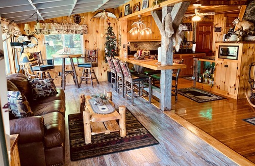 Wells House | Adirondack Mts. Lakefront Cabin with Hot Tub on Lake Algonquin, Wells , NY.