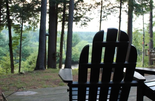 North Pole Cabin | Adirondack Riverfront Retreat