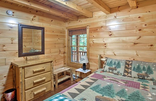 Glenfield Cabin | Adirondack Riverfront Log Cabin/ Amazing Rapids/ Natural Soaking Pools