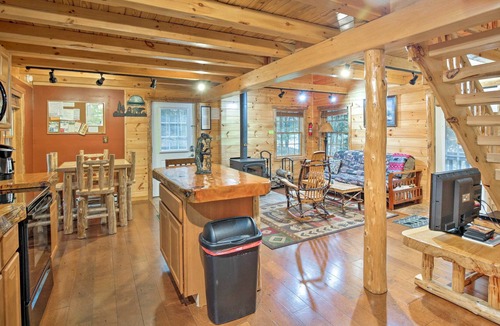 Glenfield Cabin | Adirondack Riverfront Log Cabin/ Amazing Rapids/ Natural Soaking Pools