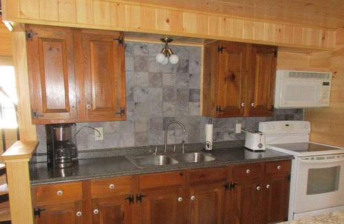 Branchport Cabin | Adirondack Style Lodge - Minutes from Keuka Lake, Wineries. Very Private.
