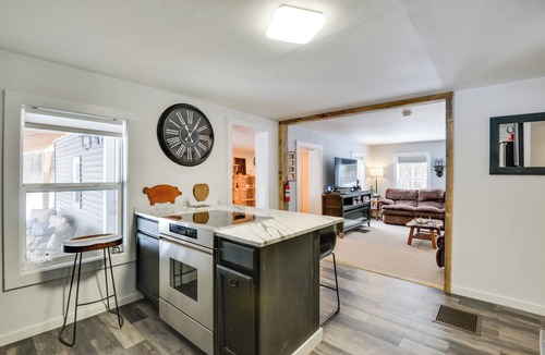 Brantingham House | Adirondacks Cabin: Fish, Hunt & Hike!