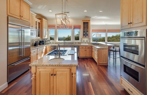 Santa Rosa Villa | Adjacent to Healdsburg, pool hot tub, pickleball!