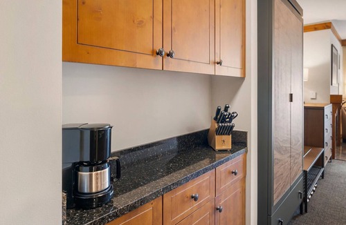 Spruce Peak Condo | Adjoining Studios on Top floor @Spruce Peak!