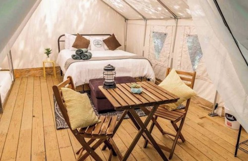 Broadalbin RV Rental | ADK Getaway, As Seen in Travel+Leisure, Glampful