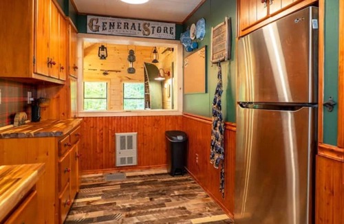 Broadalbin Cabin | ADK Hideaway