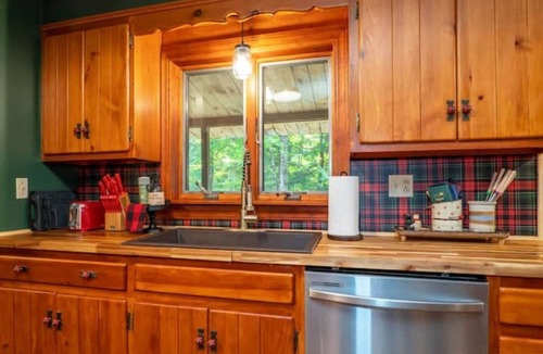 Broadalbin Cabin | ADK Hideaway