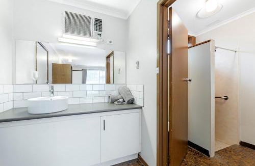 Portland Hotel | Admella Motel