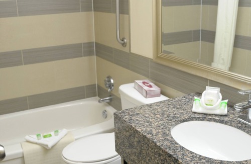 Burlington Hotel | Admiral Inn Burlington