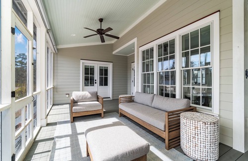 Oriental House | Admiral’s Quarters - 3BR/2BA River Dunes - Pool, Marina, Bikes & Kayaks - New