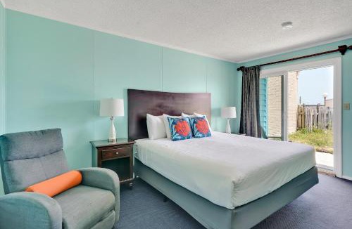 Kure Beach Hotel | Admiral's Quarters