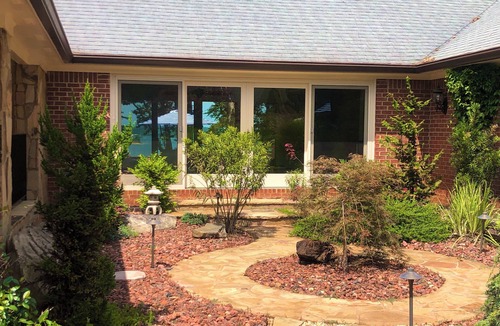 Flowery Branch House | Admiral's Sandy Beach Chalet