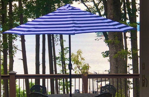 Flowery Branch House | Admiral's Sandy Beach Chalet
