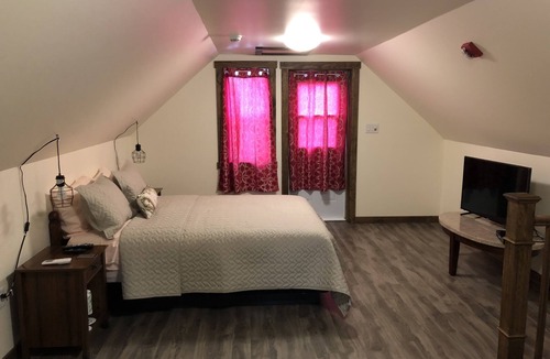 Twillingate Bed & Breakfast | Admirals Bed and Breakfast