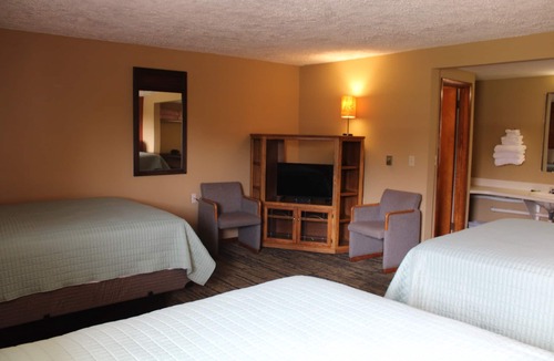 Gulliver Hotel | Adoba Dreamland