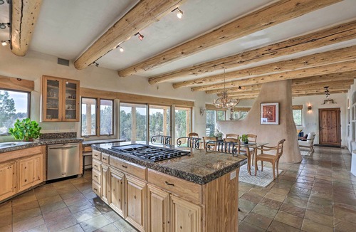 Redmond House | Adobe Home - River & Mtn Views w/Hot Tub!