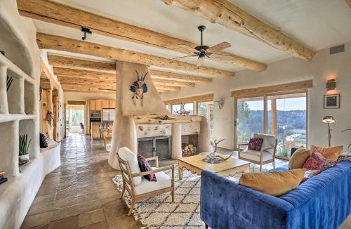 Redmond House | Adobe Home - River & Mtn Views w/Hot Tub!