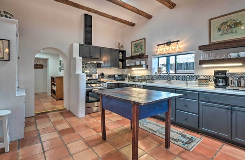 Downtown Santa Fe Cottage | Adobe House w/Patio - Walk to Dtwn Plaza & Shops!