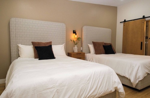 Monterey Park Hotel | Adobe inn