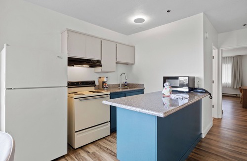 Yachats Hotel | Adobe Resort