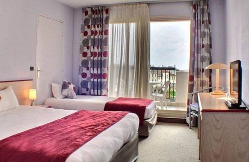 Le Cannet Hotel | Adonis Cannes - Hôtel Thomas